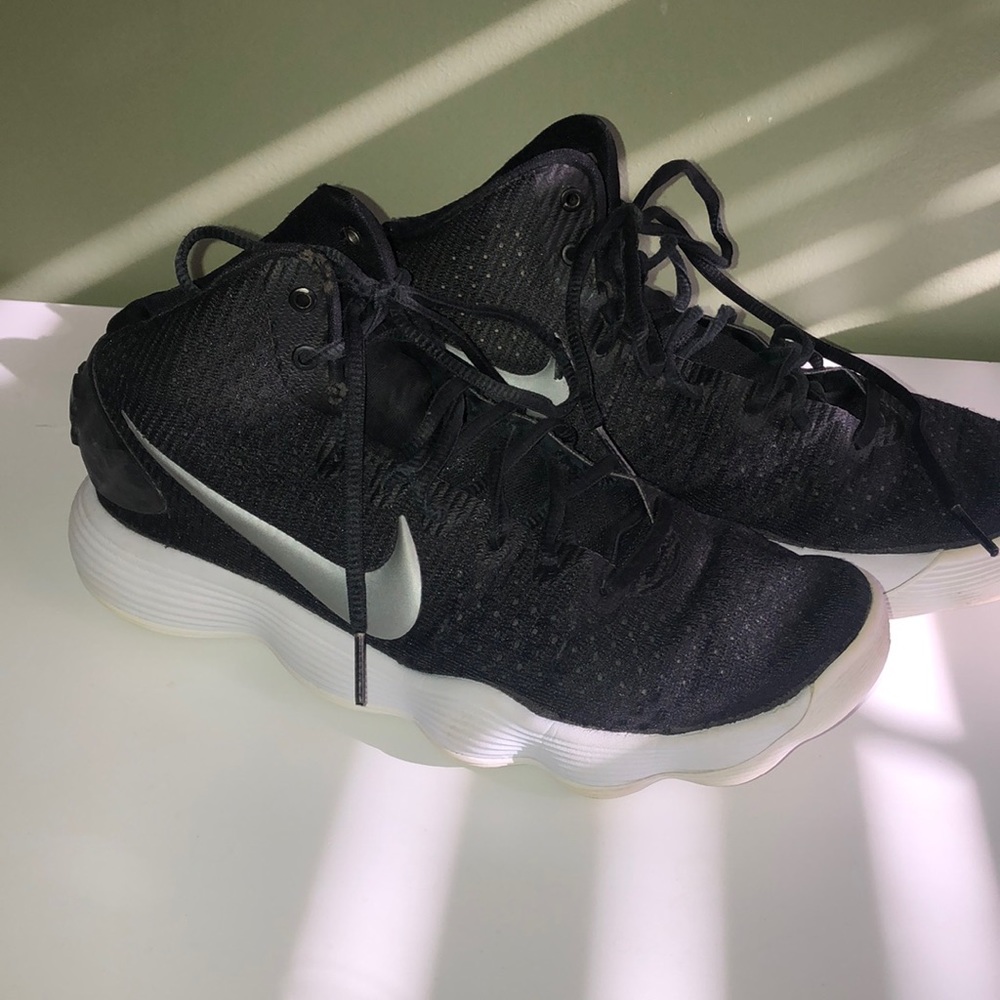 Nike Black Basketball Sneakers Size 9